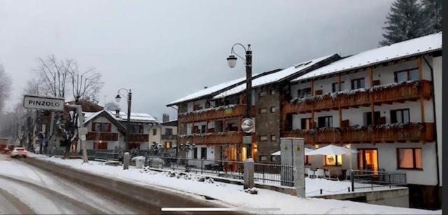 Olympic Regina Hotel ปินโซโล ภายนอก รูปภาพ